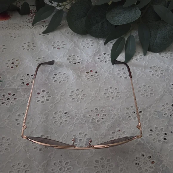 Juicy Couture Pink Frame Sunglasses - Picture 4 of 4